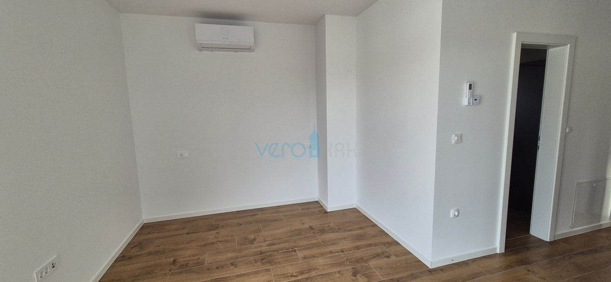 Isola di Krk, Malinska, nuova costruzione, casa moderna con piscina, giardino, vista, vendita