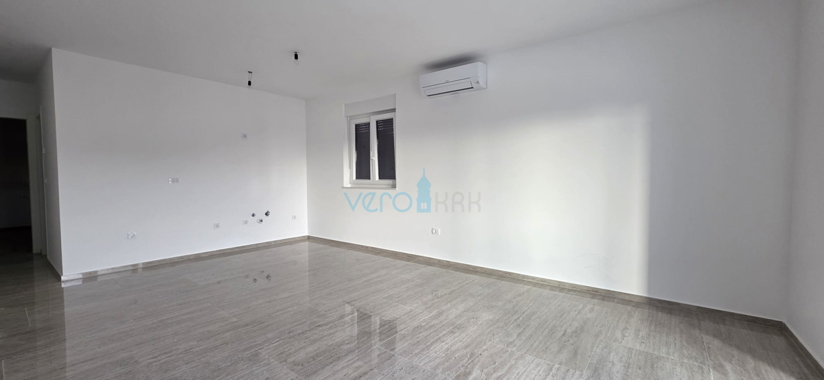 Istra, Novigrad, appartamento bilocale 78 m2, 1° piano, nuova costruzione, terrazza, vista mare, in vendita