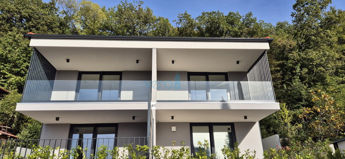 Isola di Krk, Omišalj, Appartamento al primo piano con vista mare, giardino, a 170 m dal mare, vendita