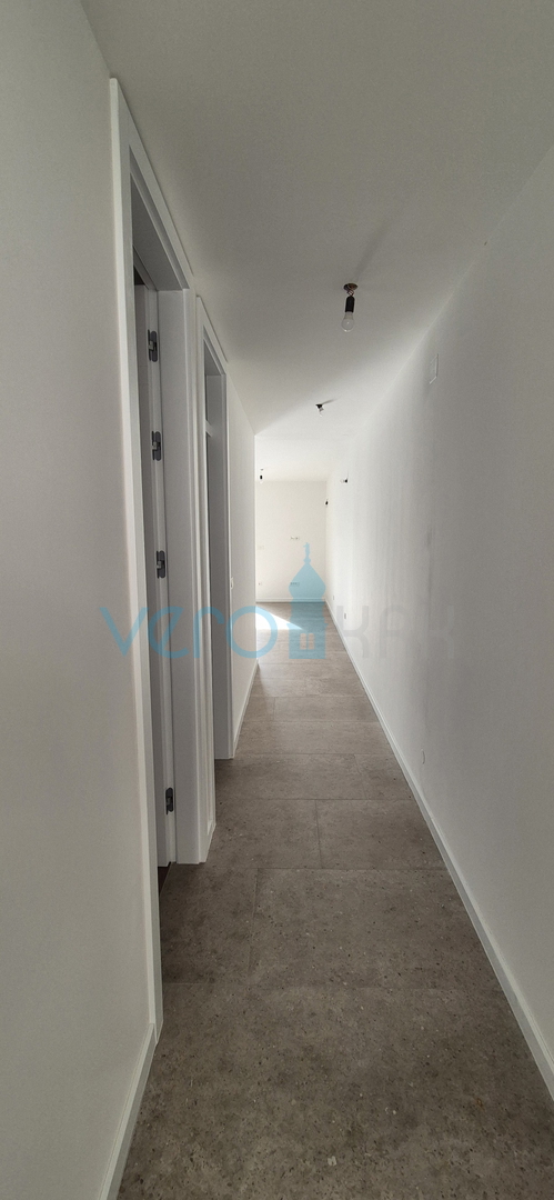 Isola di Krk, Omišalj, Appartamento al primo piano con vista mare, giardino, a 170 m dal mare, vendita