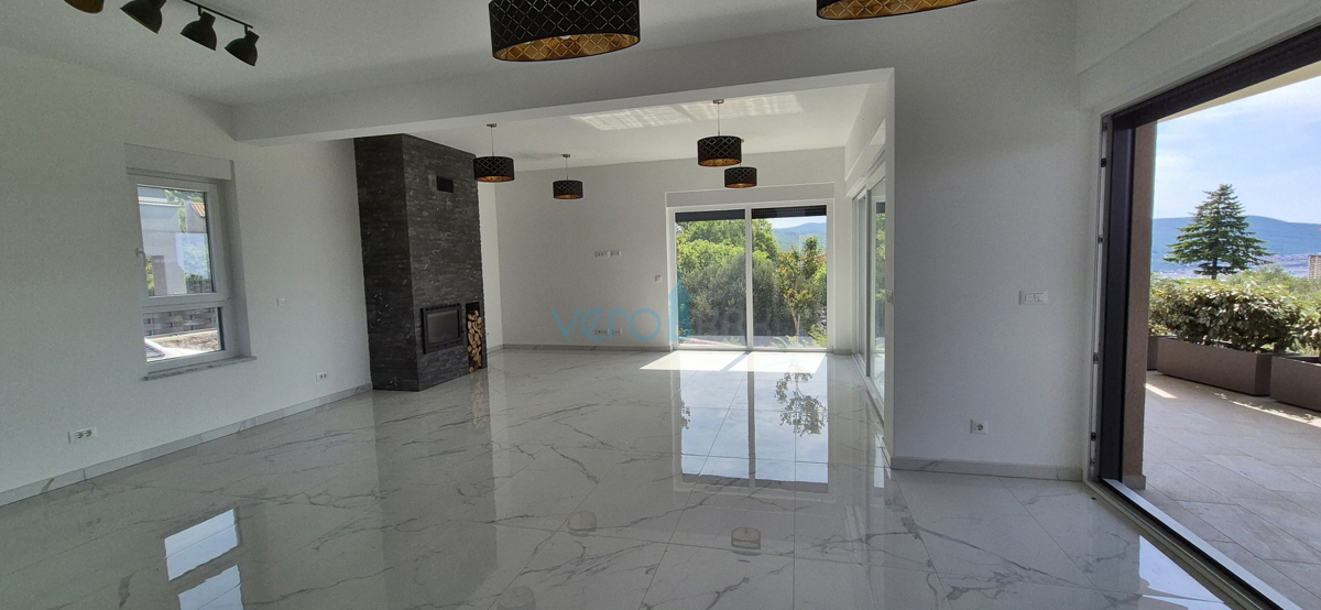 Isola di Krk, città di Krk, dintorni, villa 200m2, piscina, vista aperta, vendita
