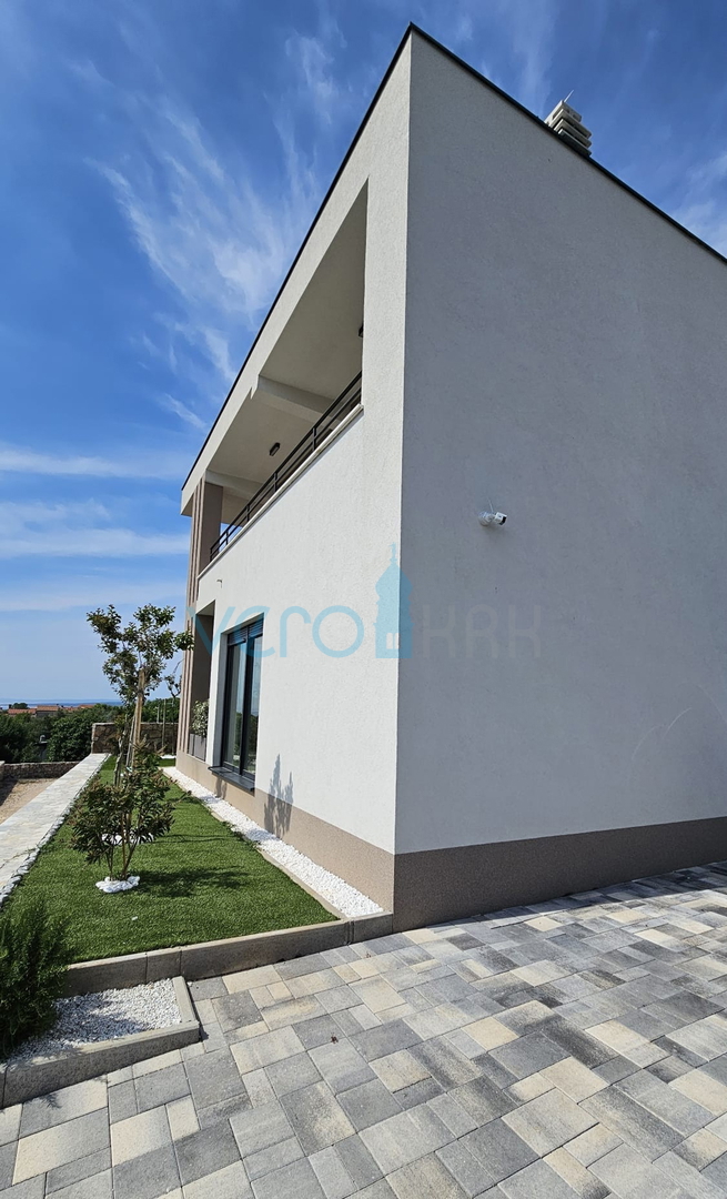 Isola di Krk, città di Krk, dintorni, villa 200m2, piscina, vista aperta, vendita