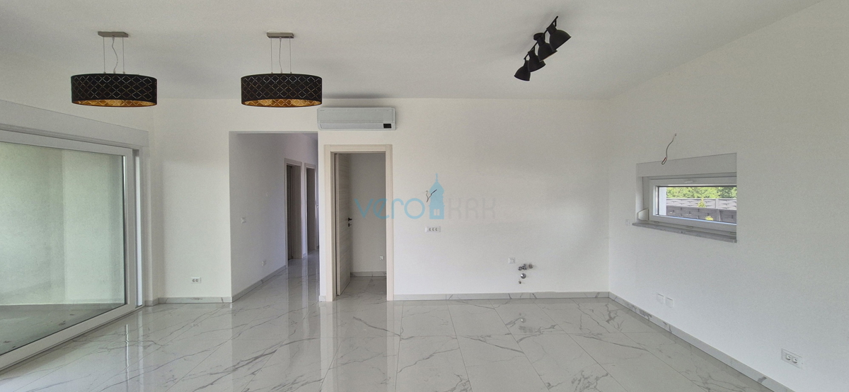 Isola di Krk, città di Krk, dintorni, villa 200m2, piscina, vista aperta, vendita