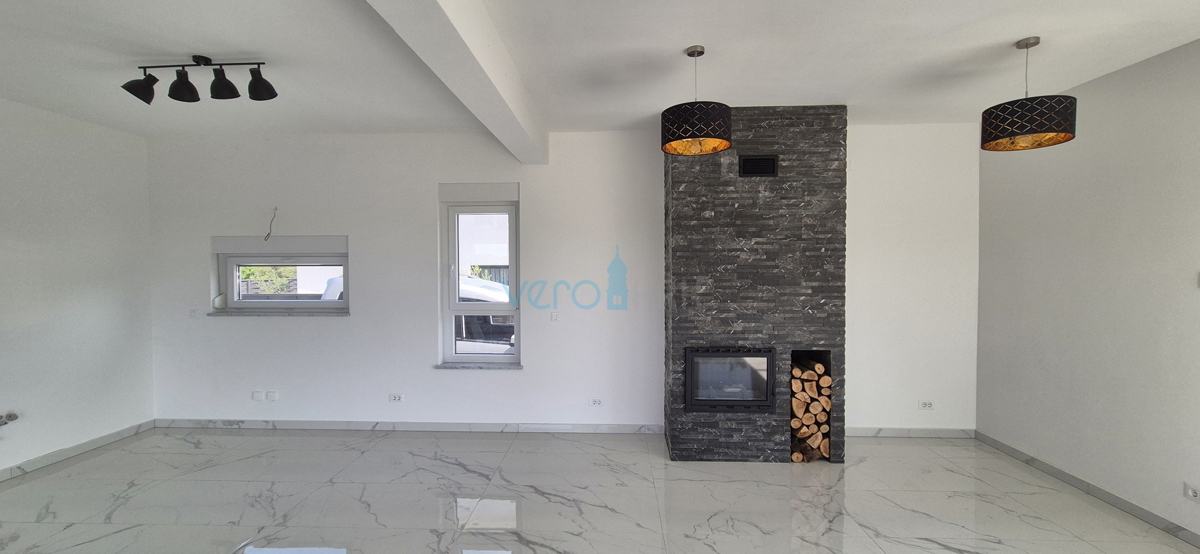 Isola di Krk, città di Krk, dintorni, villa 200m2, piscina, vista aperta, vendita