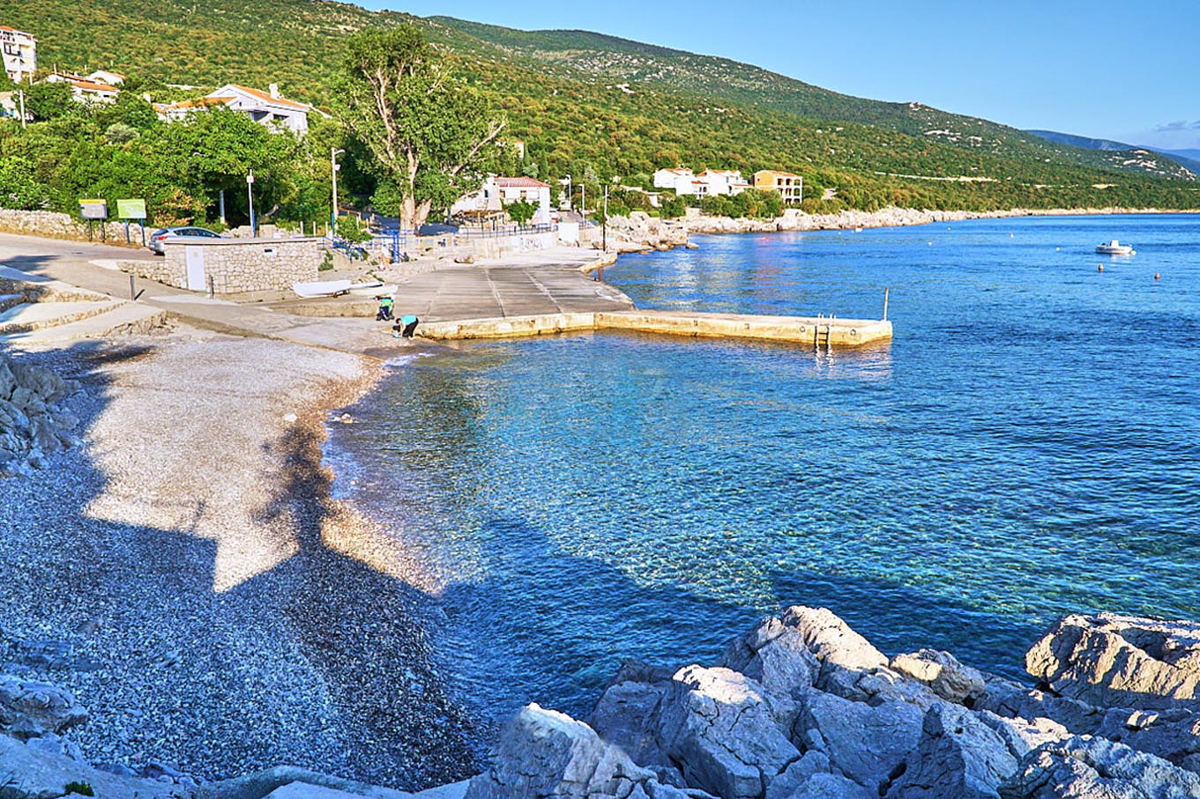 Novi Vinodolski, Smokvica - casa a un piano a 35 m dalla spiaggia, in vendita