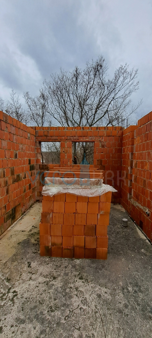 Šilo, periferia, isola di Krk, costruzione iniziata di una casa familiare, vendita