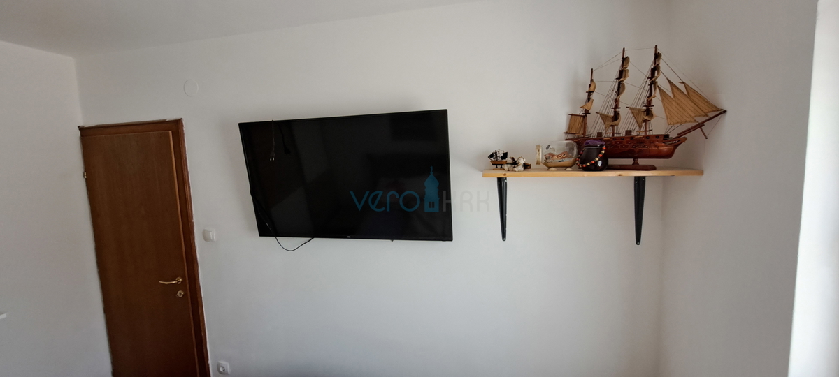 Čižići, isola di Krk, appartamento 31 m2, piano terra, terrazza, in vendita