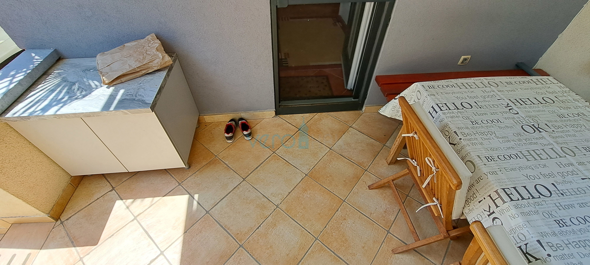 Čižići, isola di Krk, appartamento 31 m2, piano terra, terrazza, in vendita