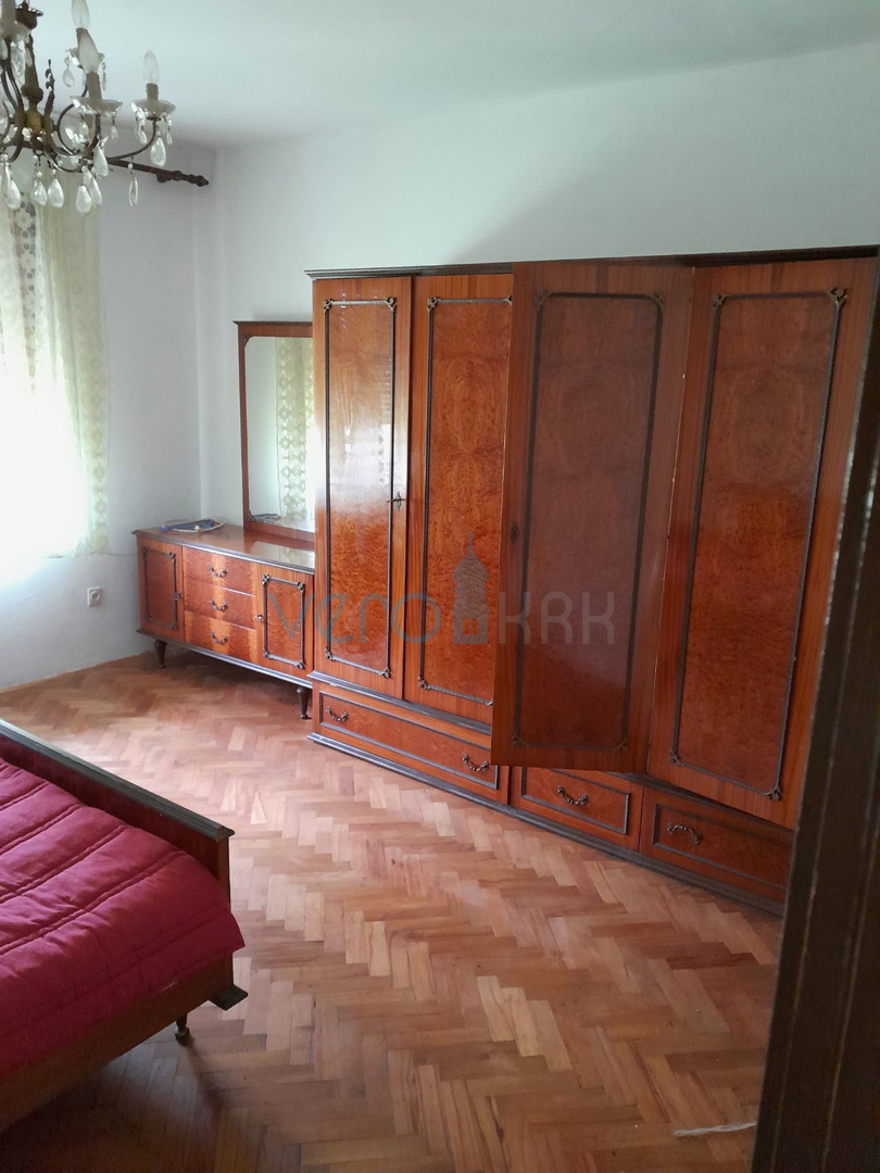 Čabar, Prezid, casa indipendente, ampio cortile, legnaia, in vendita