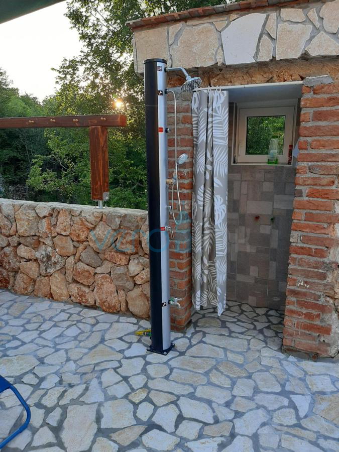 Dobrinj, dintorni, Casa indipendente con piscina e ampio giardino, in vendita