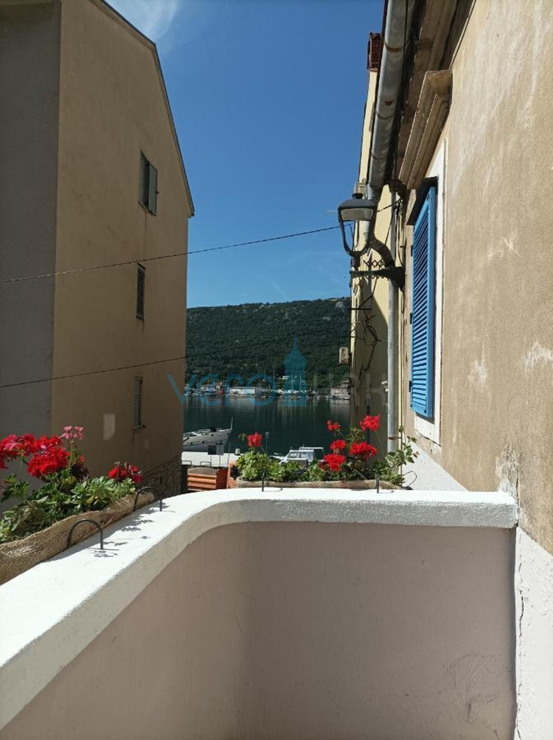 Bakar, ultima della fila, casa vicino al mare, in vendita