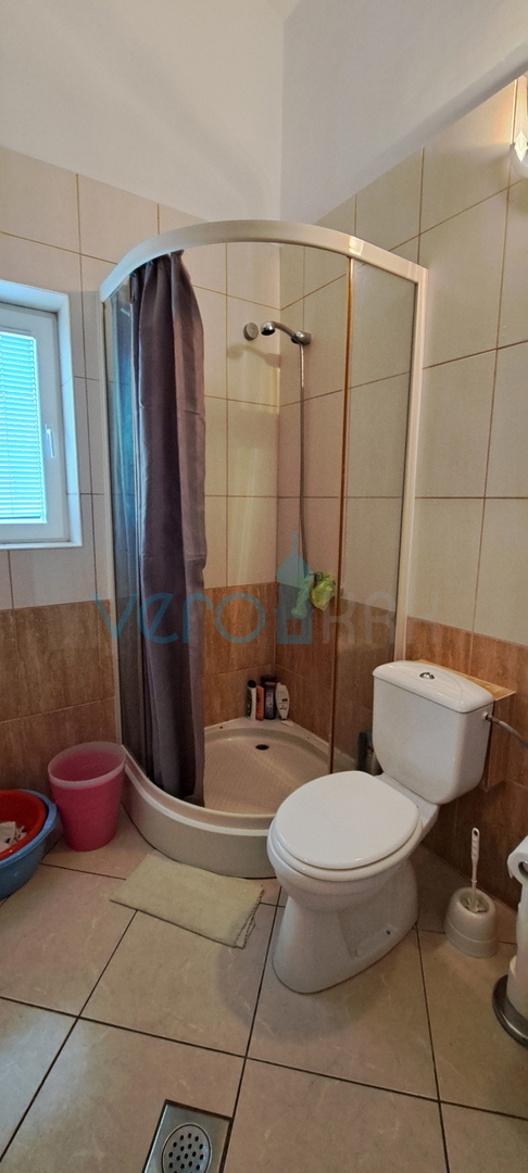 Baia Soline, isola di Krk, appartamento bilocale con vista, in vendita