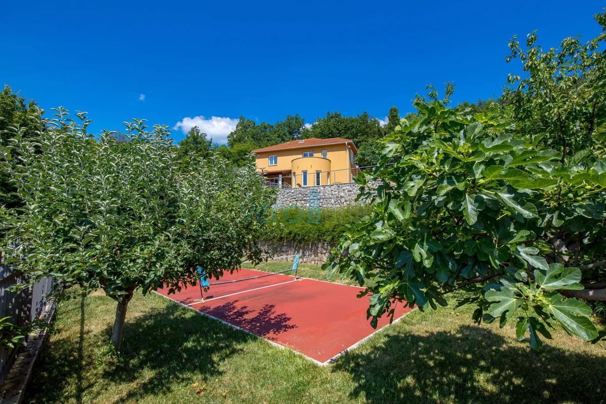Opatija, periferia, casa vacanze confortevole con vista mare splendida, in vendita