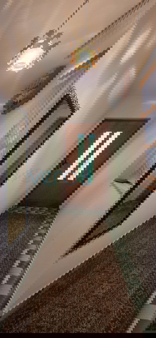 Gorski kotar, Vrbovsko, casa indipendente con 3 appartamenti, giardino, vendita