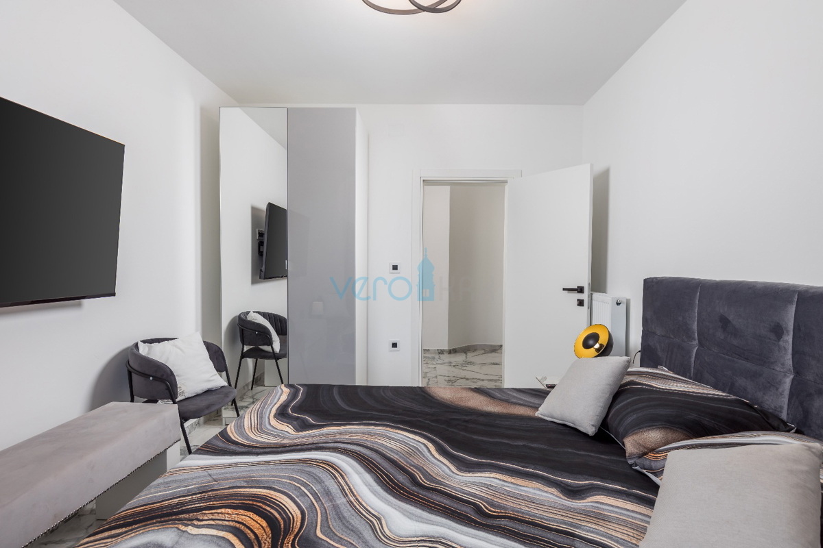 Rijeka, ovest, villa indipendente su terreno di 1500m2, in vendita