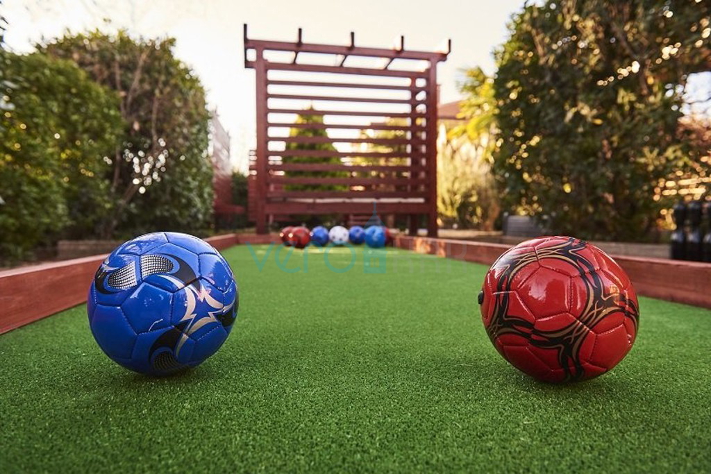 Istra, periferia di Umag, autentica kuća di 160 m2, in ottima posizione con giardino curato, piscina, vendita