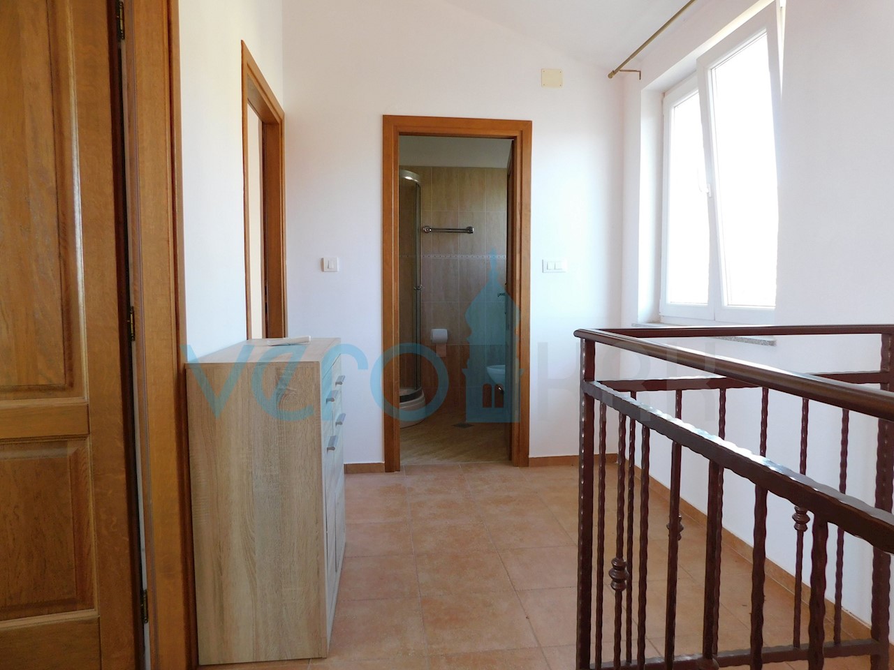 Malinska, appartamento duplex con giardino e vista panoramica sul mare