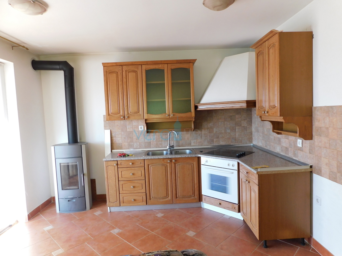 Malinska, appartamento duplex con giardino e vista panoramica sul mare