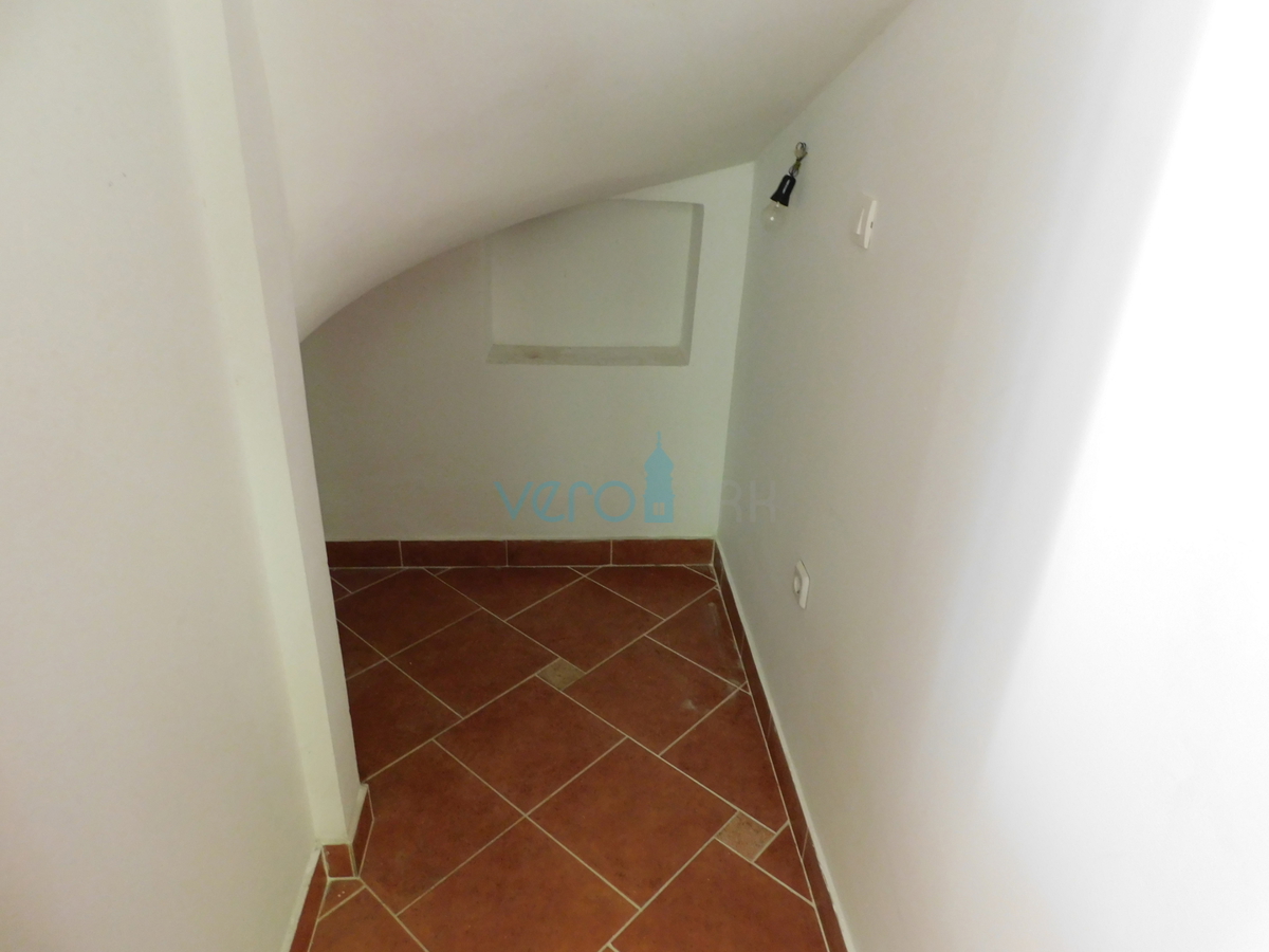 Malinska, appartamento duplex con giardino e vista panoramica sul mare