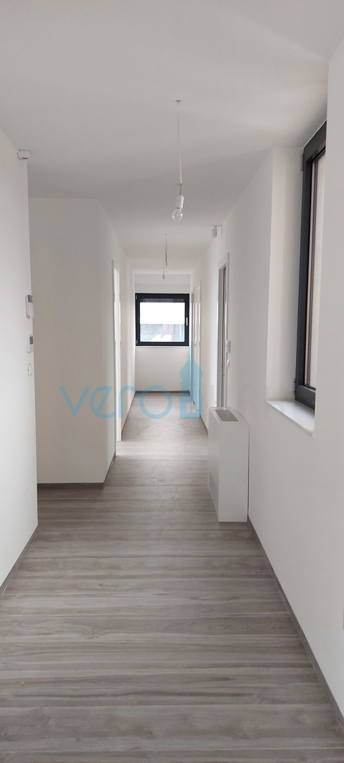 Malinska, periferia, attico di lusso con splendida vista panoramica sul mare