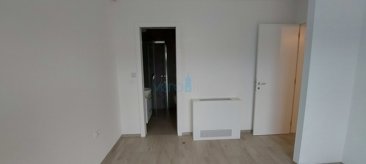 Malinska, periferia, attico di lusso con splendida vista panoramica sul mare