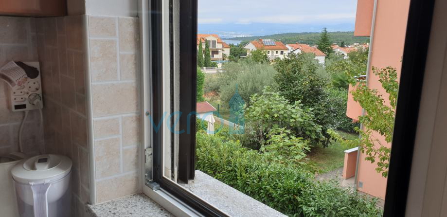 Malinska, appartamento di 52 m2 al piano con vista mare