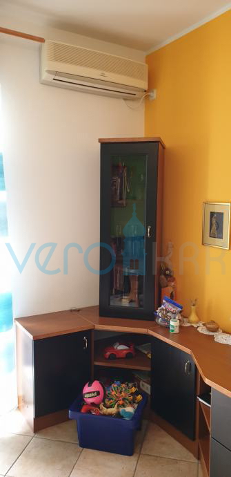 Malinska, appartamento di 52 m2 al piano con vista mare