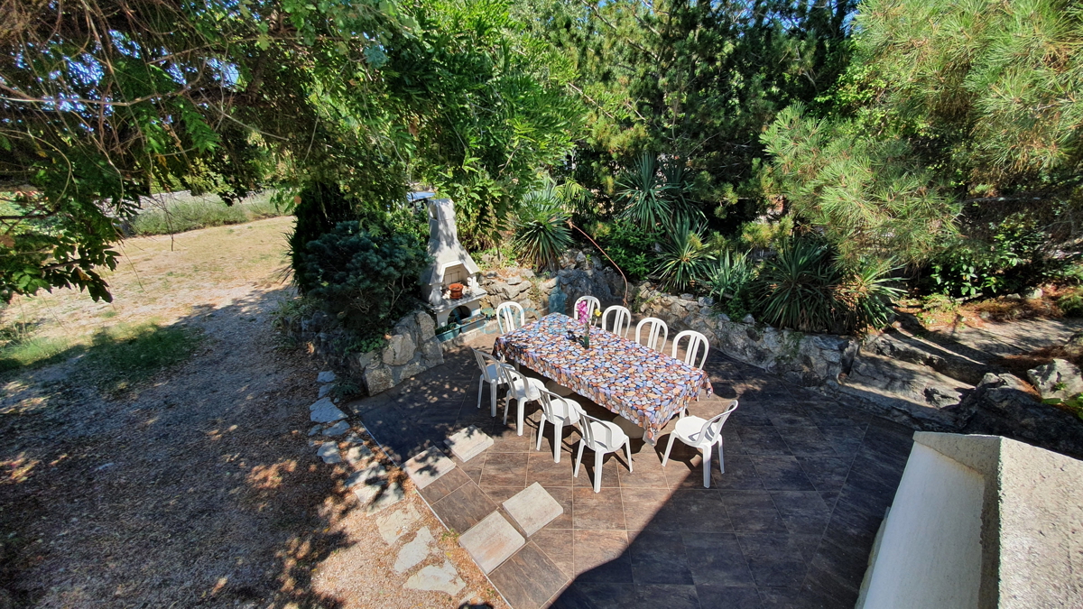 Città di Krk, area circostante, casa indipendente con 5 appartamenti e vista mare