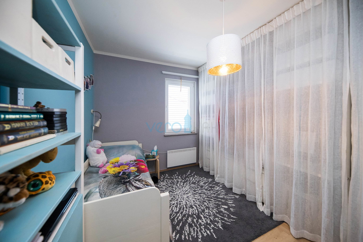 Crikvenica – neueres Gebäude, drei Schlafzimmer, Aussicht, Balkon, zu verkaufen