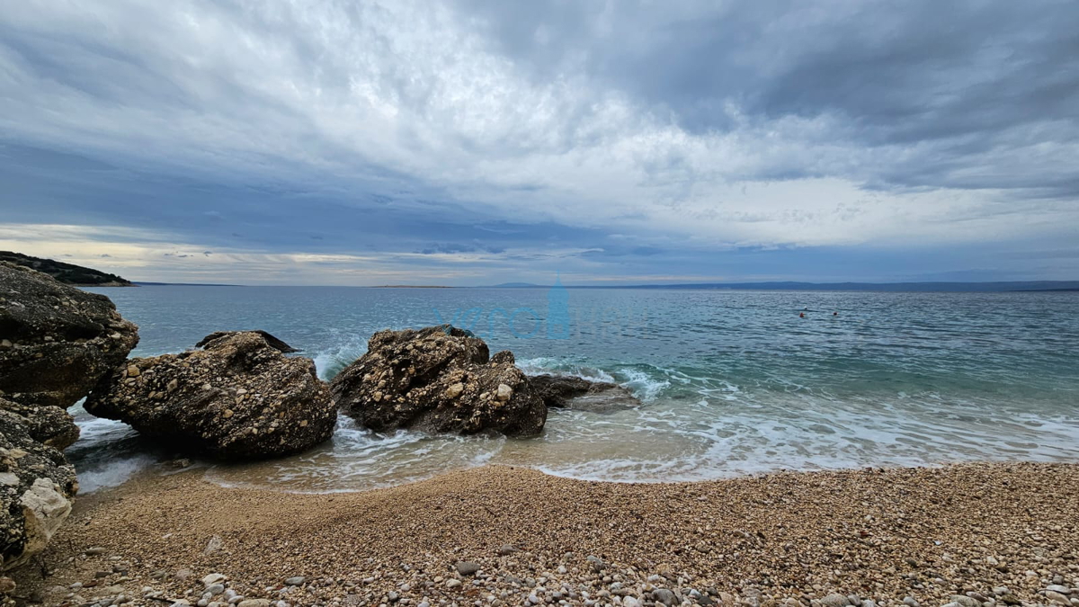 Isola di Krk, Stara Baška, casa in pietra, indipendente, 60 m dal mare, vista sul mare, parcheggio, in vendita