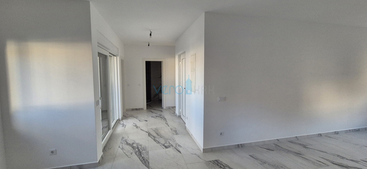 Uvala Soline, isola di Krk, nuova costruzione, appartamento bilocale al primo piano, vista mare, in vendita