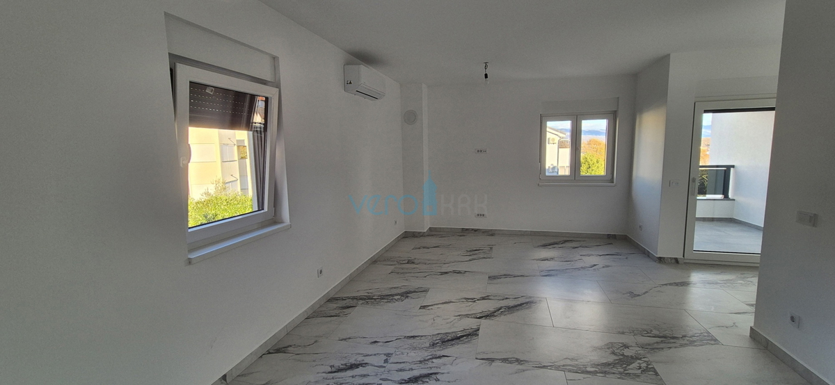 Uvala Soline, isola di Krk, nuova costruzione, appartamento bilocale al primo piano, vista mare, in vendita