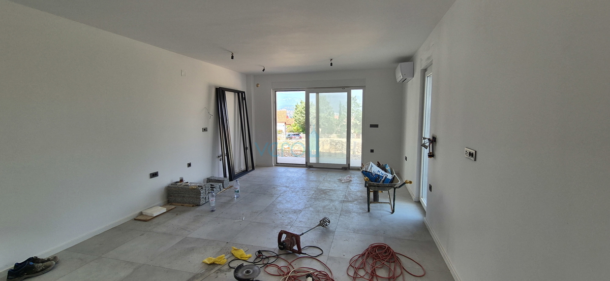 Šilo, isola di Krk, appartamento bilocale, piano terra, giardino, in vendita