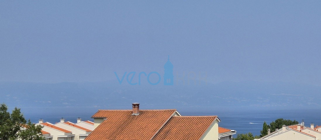 Malinska, isola di Krk, nuova costruzione, casa bifamiliare, piscina, giardino, vista