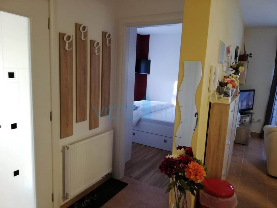 Gorski Kotar, Fužine, Vrata, appartamento bilocale al piano terra, ripostiglio, vendita