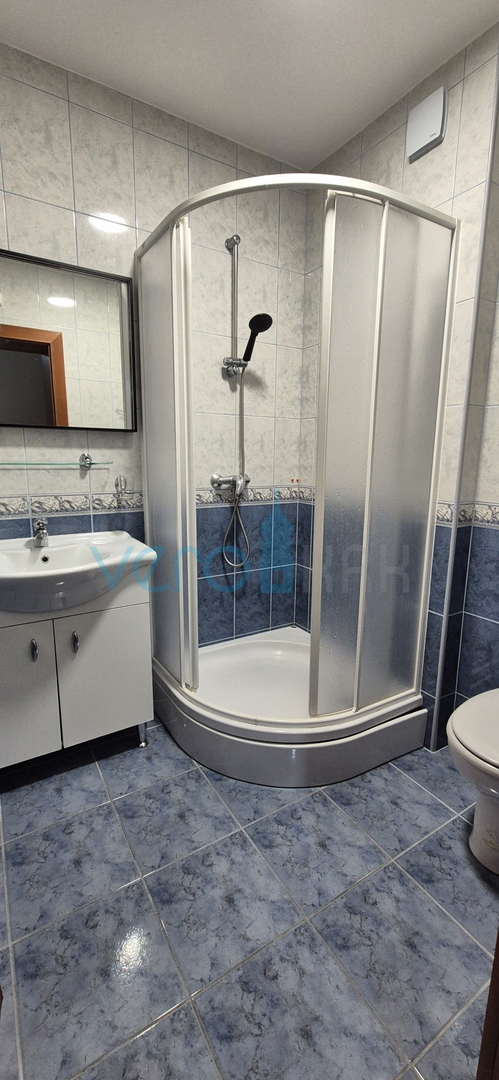 Grad Krk, isola di Krk, appartamento bilocale al 2° piano, vista mare, in vendita