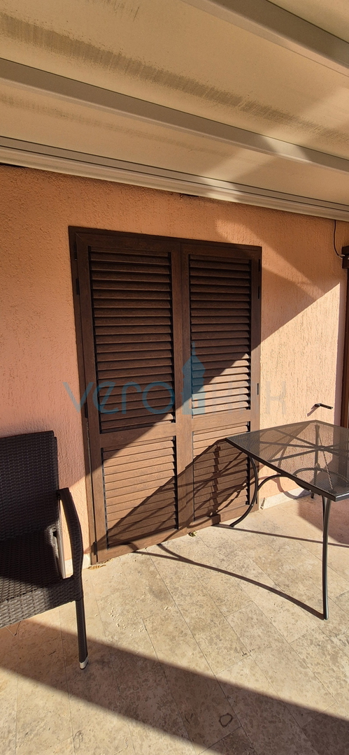 Grad Krk, isola di Krk, appartamento bilocale al 2° piano, vista mare, in vendita