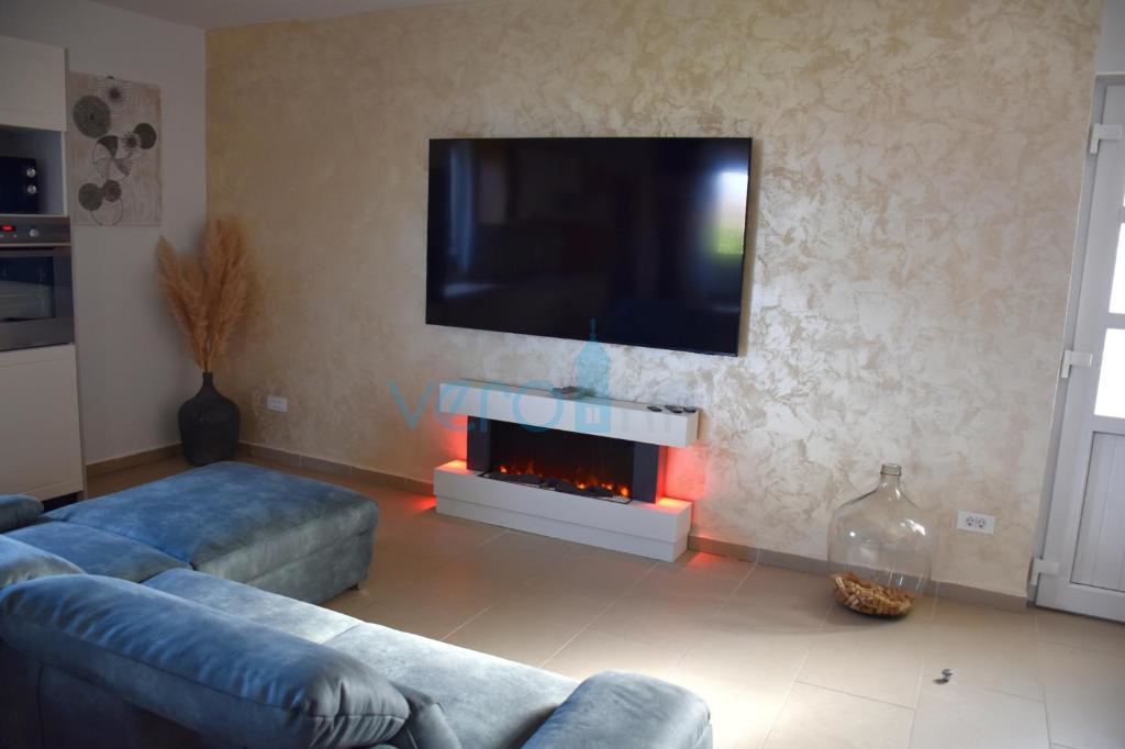 Isola di Krk, Šilo, periferia, casa familiare indipendente, giardino, piscina, vista mare, in vendita