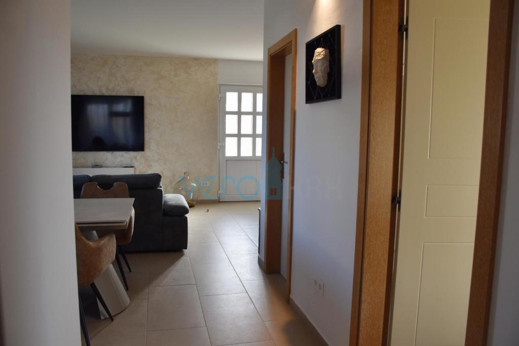 Isola di Krk, Šilo, periferia, casa familiare indipendente, giardino, piscina, vista mare, in vendita