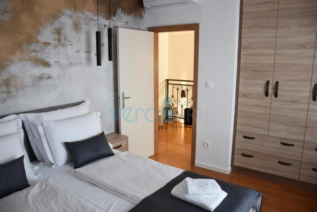 Isola di Krk, Šilo, periferia, casa familiare indipendente, giardino, piscina, vista mare, in vendita