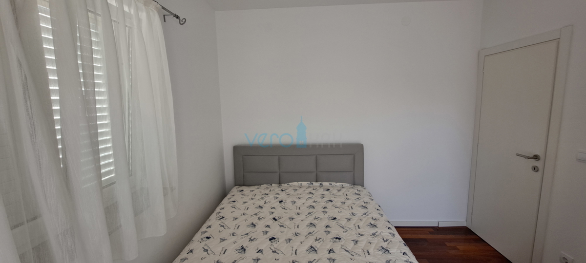 Uvala Soline, isola di Krk, appartamento bilocale di 65 m2 al piano con due terrazze e vista mare