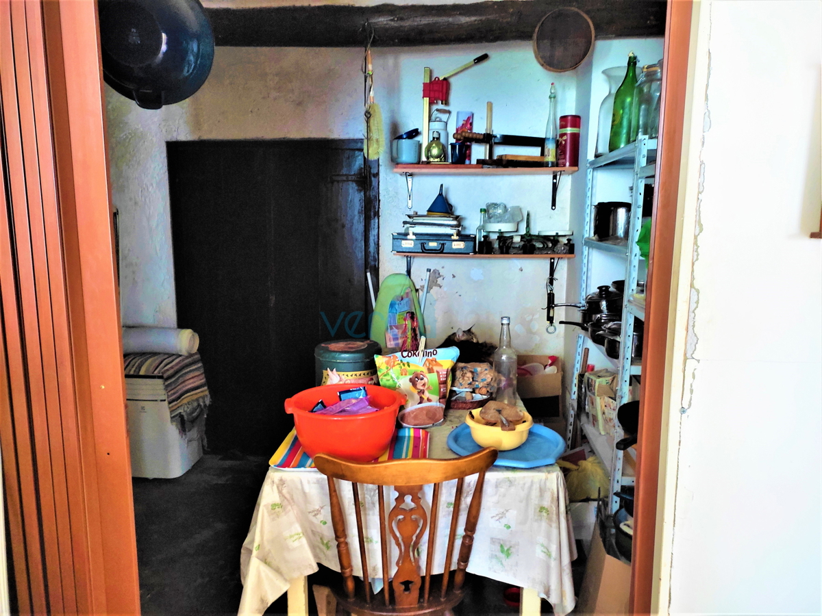 Hreljin - casa con una bellissima vista + terreno edificabile 876 m2, in vendita