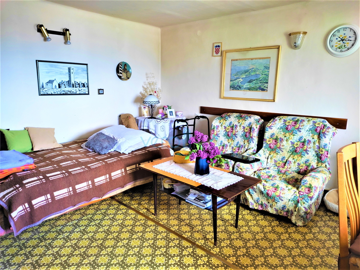 Hreljin - casa con una bellissima vista + terreno edificabile 876 m2, in vendita
