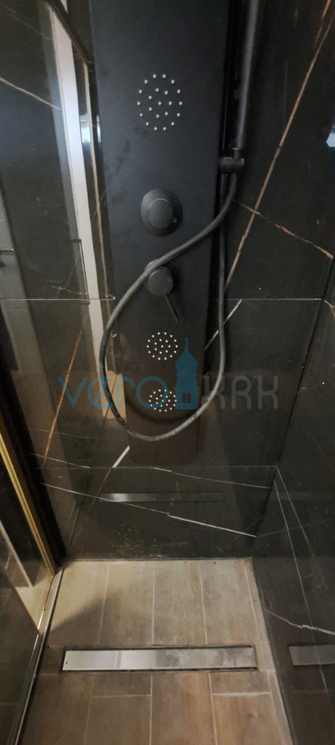 Città di Krk, moderno appartamento duplex, piscina sul tetto, terrazza, vista, nuova costruzione, vendita