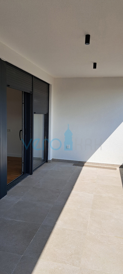 Città di Krk, moderno appartamento duplex, piscina sul tetto, terrazza, vista, nuova costruzione, vendita