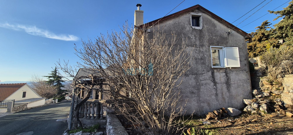 Bakar, Hreljin, Villa indipendente con due appartamenti, giardino e vista mare, in vendita