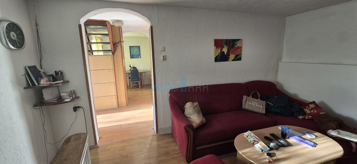 Bakar, Hreljin, Villa indipendente con due appartamenti, giardino e vista mare, in vendita