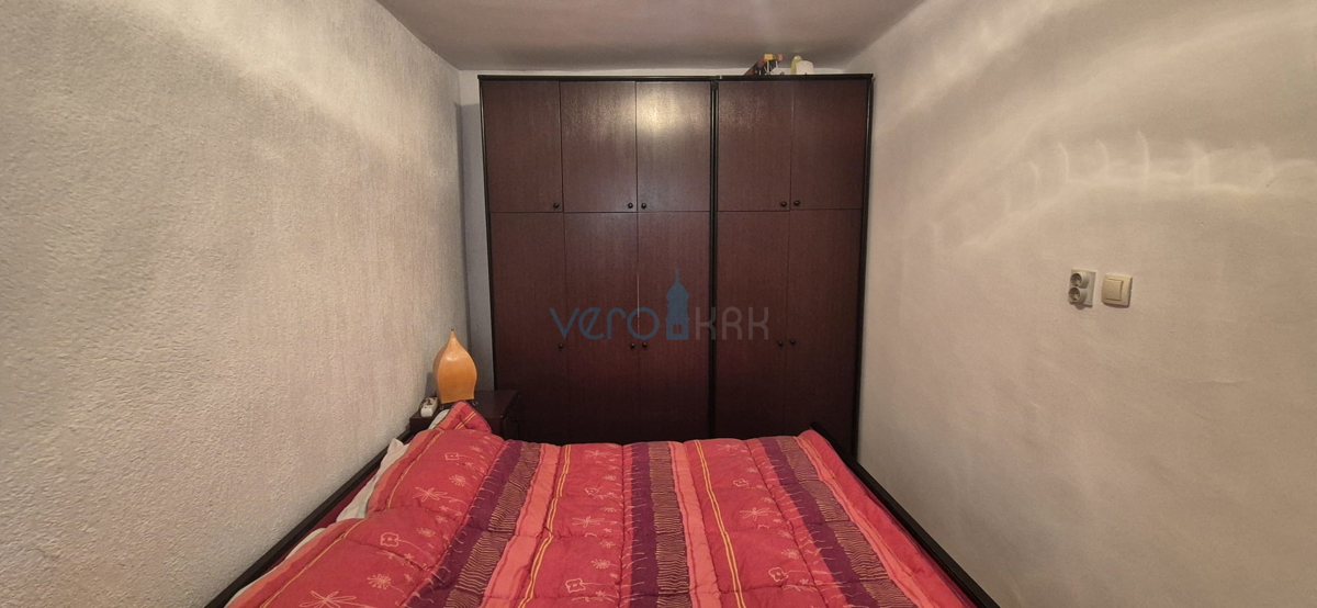 Bakar, Hreljin, Villa indipendente con due appartamenti, giardino e vista mare, in vendita