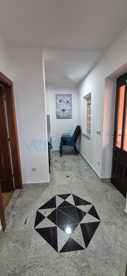 Città di Krk, isola di Krk, appartamento con una camera da letto al piano con vista, in vendita