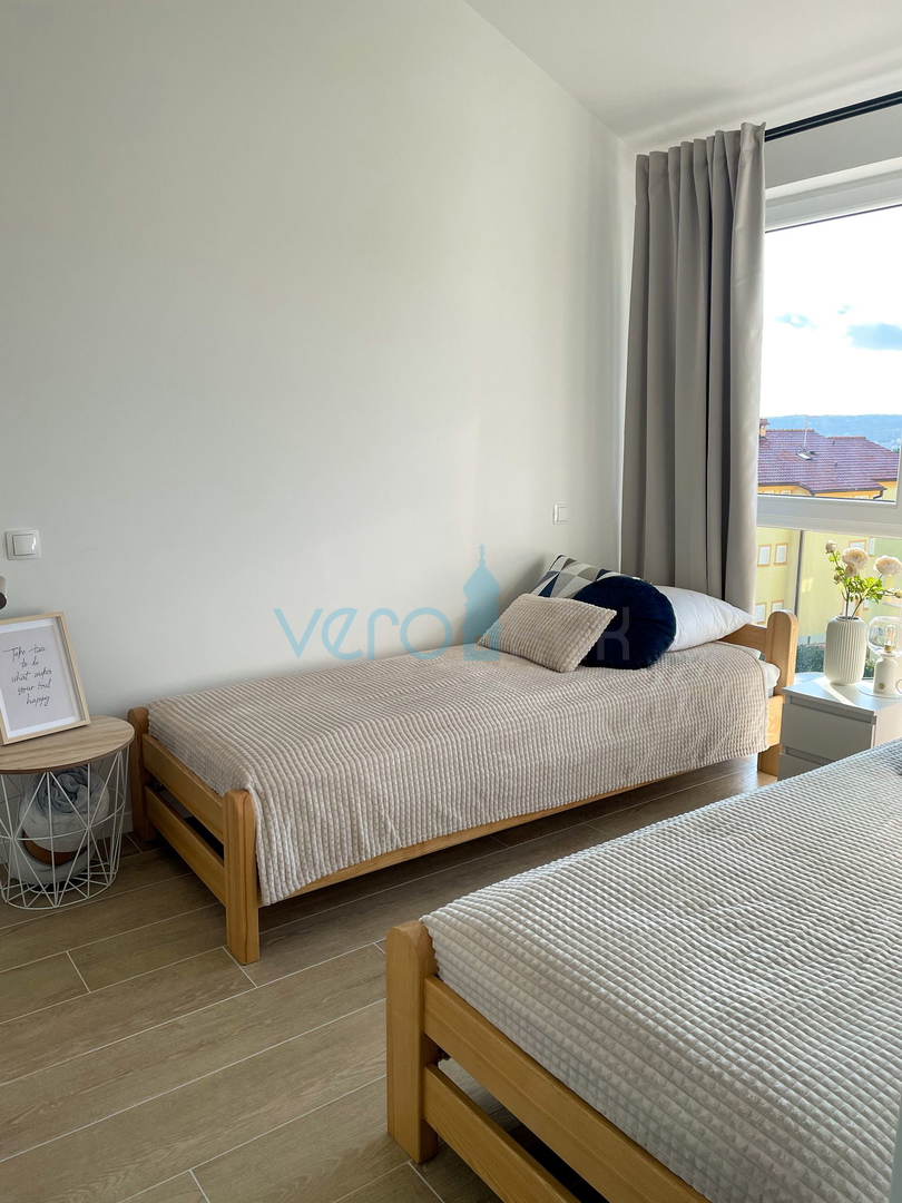 Isola di Krk, Baia di Soline, appartamento con due camere al secondo piano, vista aperta, vendita